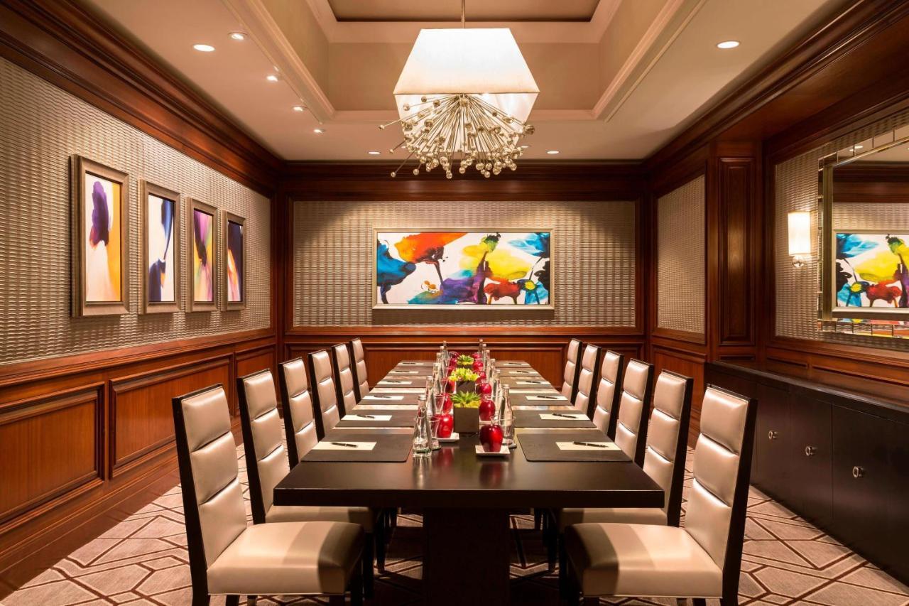 The Ritz-Carlton, Tysons Corner Hotell Exteriör bild