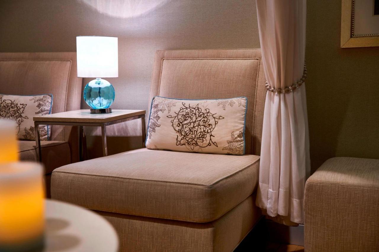 The Ritz-Carlton, Tysons Corner Hotell Exteriör bild