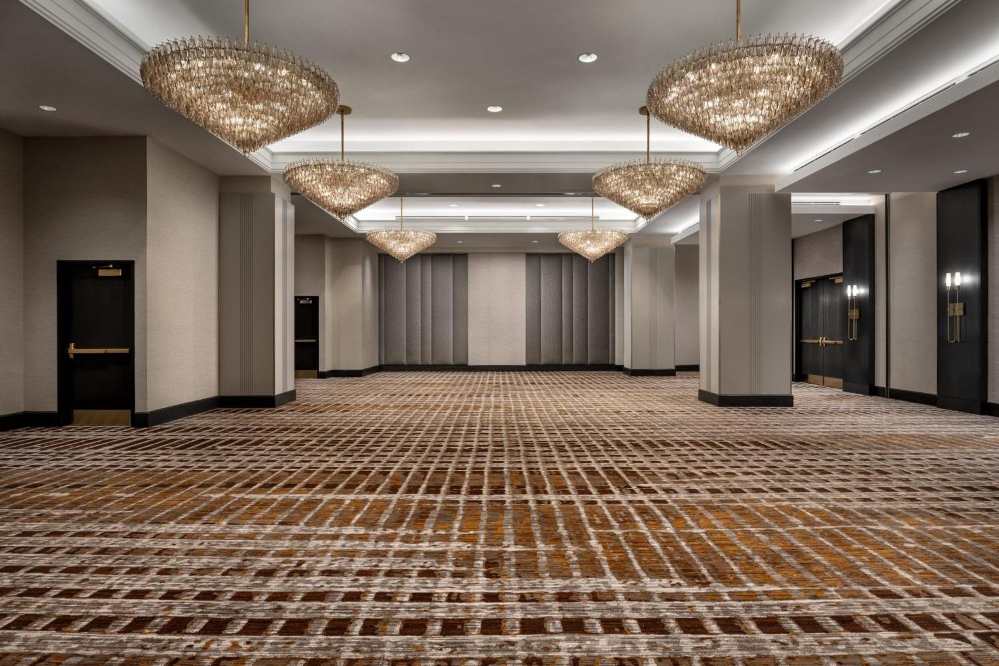 The Ritz-Carlton, Tysons Corner Hotell Exteriör bild